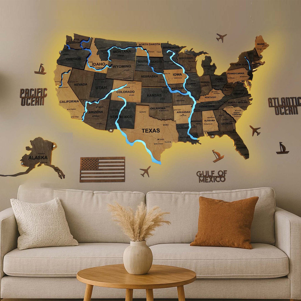 Drewniana mapa USA z LED i rzekami, kolor Brut