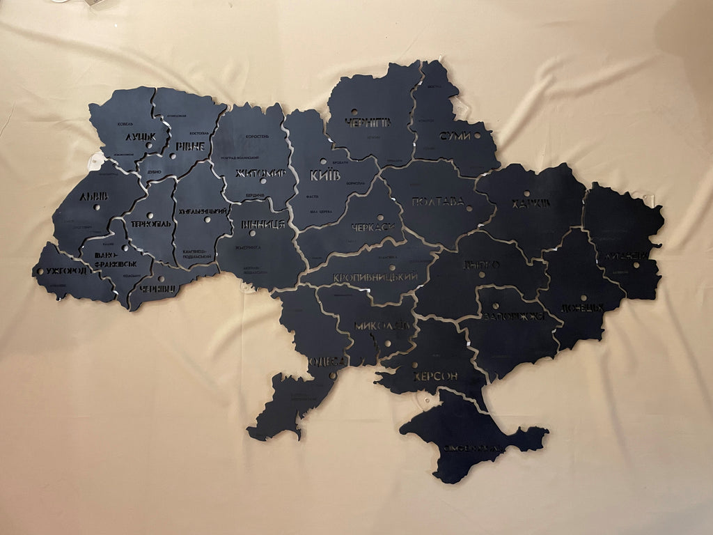 Mapa Ukrainy LED na szkle akrylowym z podświetleniem między regionami kolor Black
