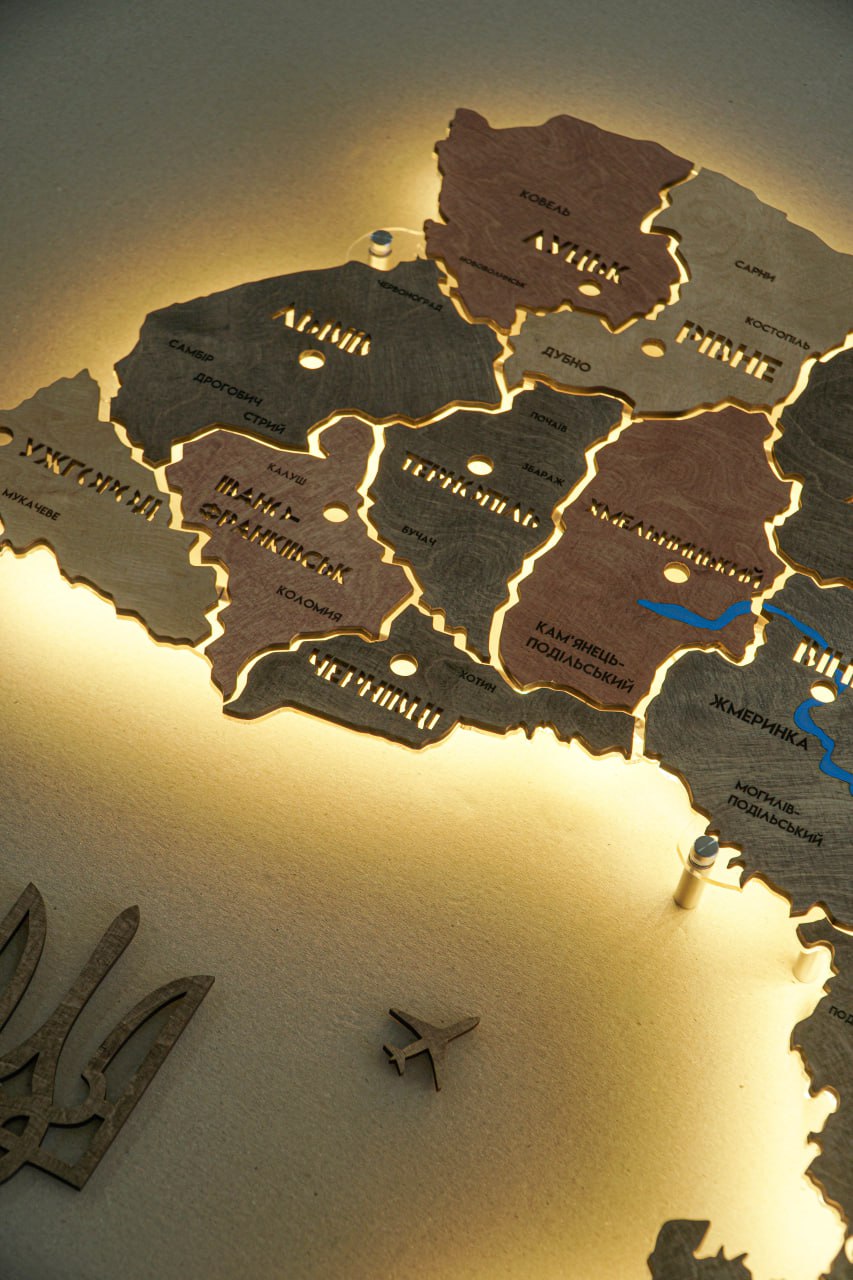 Mapa Ukrainy LED na szkle akrylowym z rzekami i podświetleniem między regionami kolor Warm