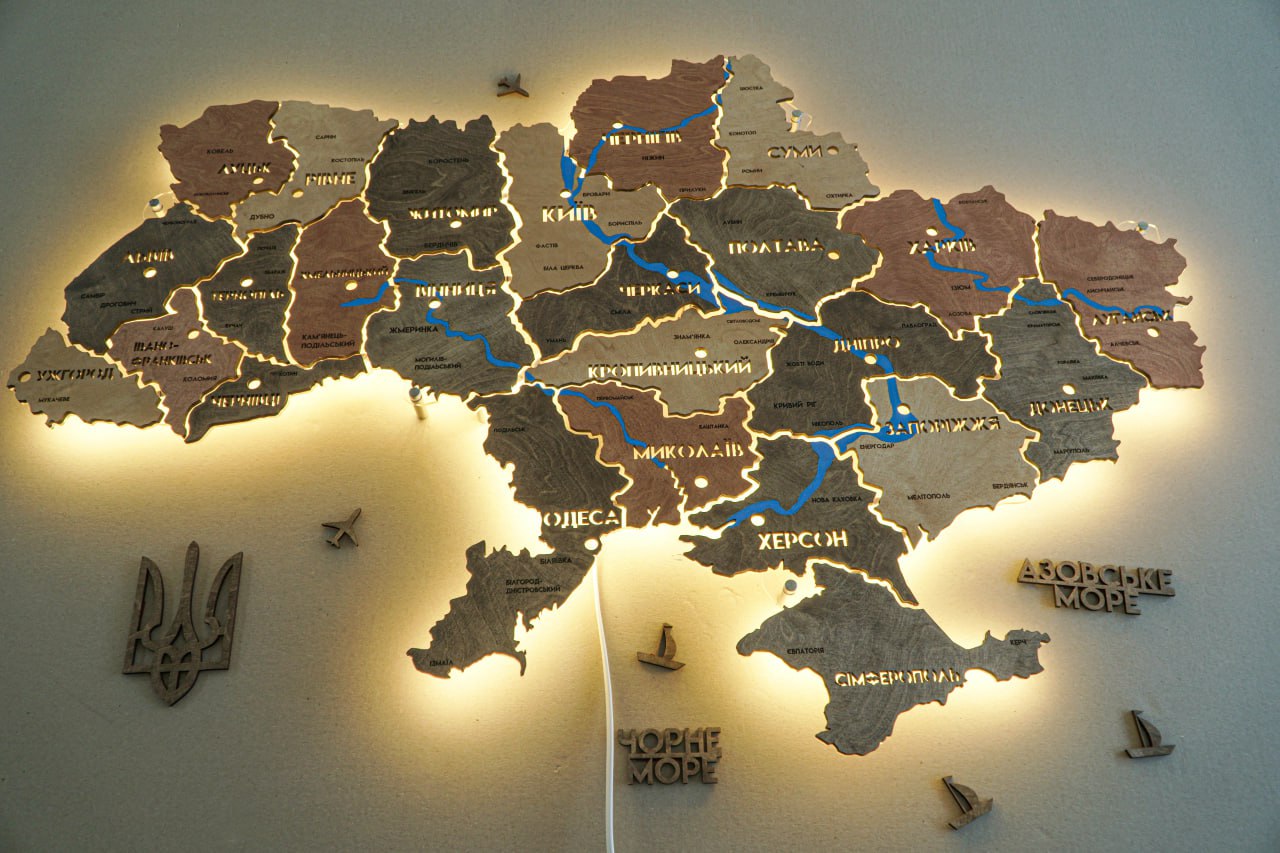 Mapa Ukrainy LED na szkle akrylowym z rzekami i podświetleniem między regionami kolor Warm