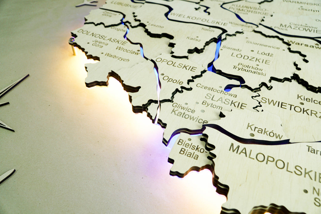 Drewniana wielowarstwowa mapa Polski z podświetlonymi rzekami, kolor Natural