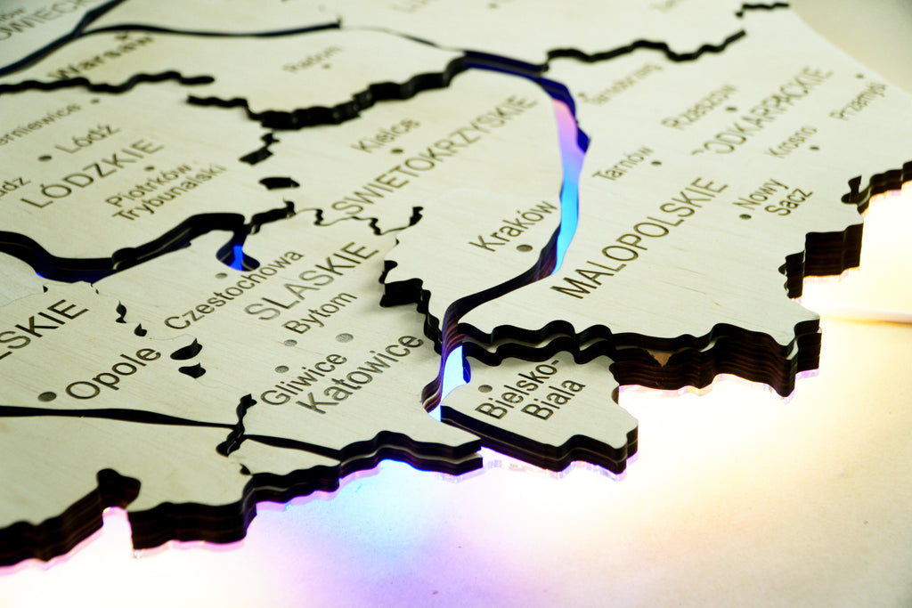 Drewniana wielowarstwowa mapa Polski z podświetlonymi rzekami, kolor Natural