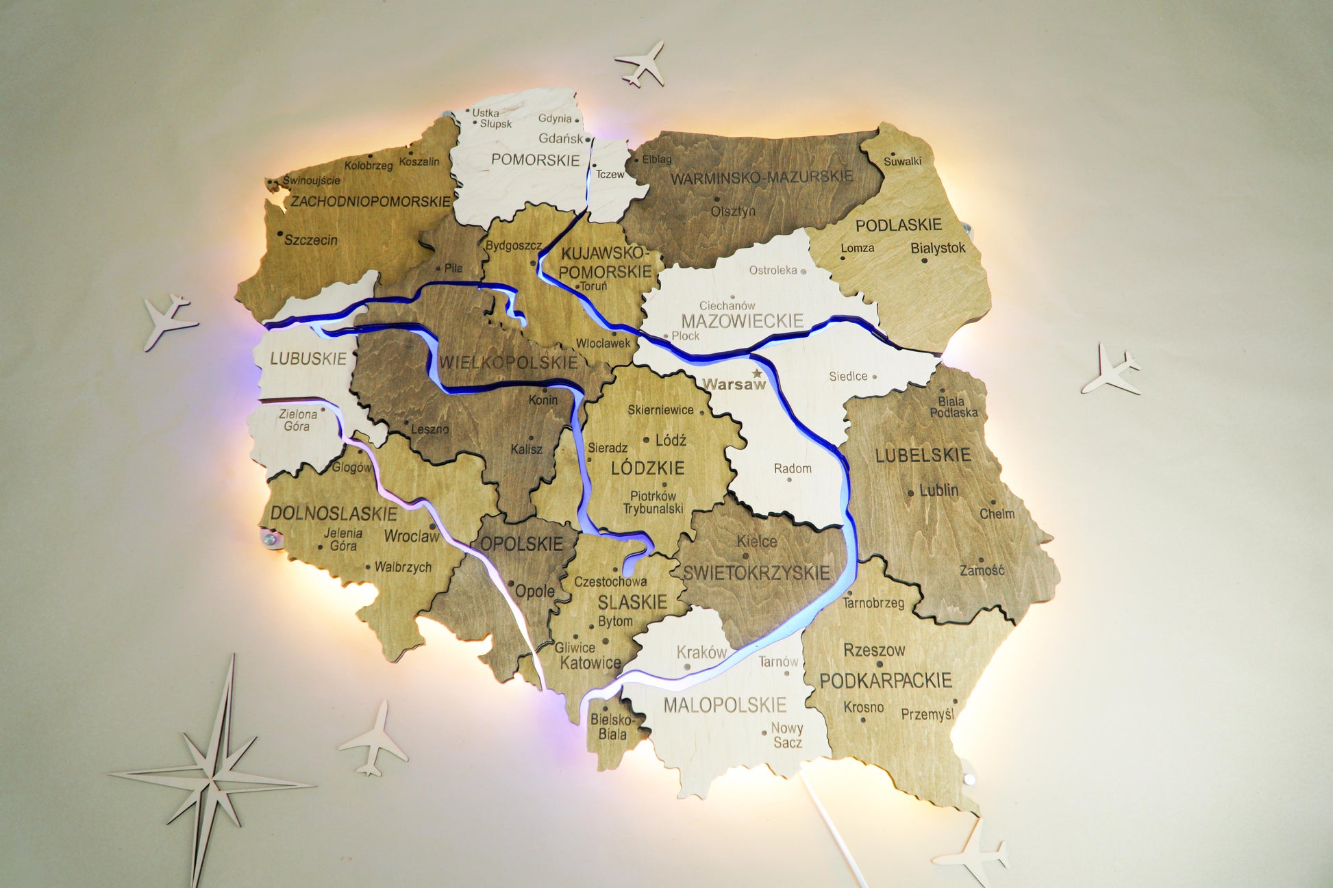 Drewniana wielowarstwowa mapa Polski z podświetlonymi rzekami, kolor Wonder