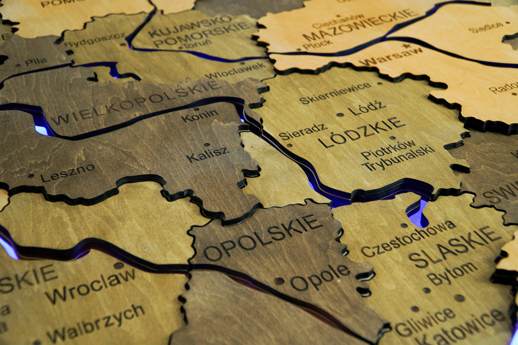 Drewniana wielowarstwowa mapa Polski z podswietlonymi rzekami, kolor Elis