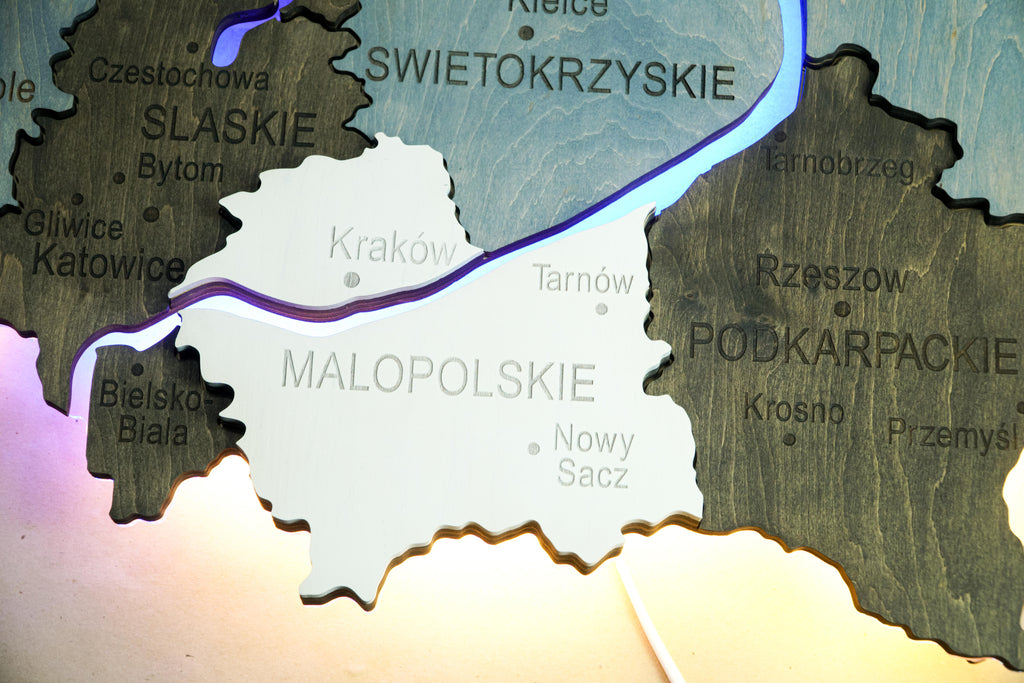 Drewniana wielowarstwowa mapa Polski z podświetlonymi rzekami, kolor Loft