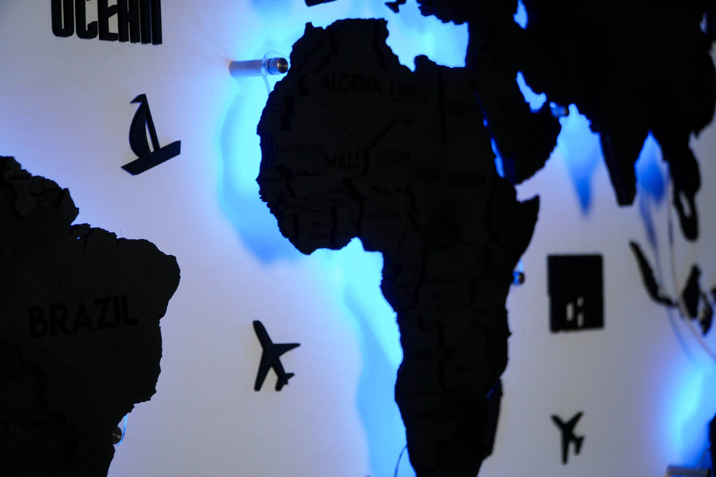 Drewniana wielowarstwowa mapa swiata 3D LED kolor Nero