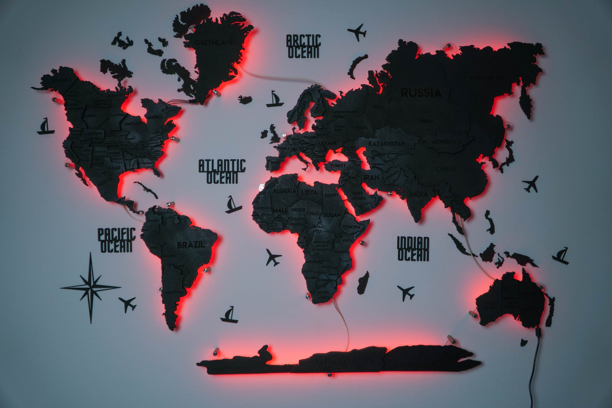 Drewniana wielowarstwowa mapa swiata 3D LED kolor Nero
