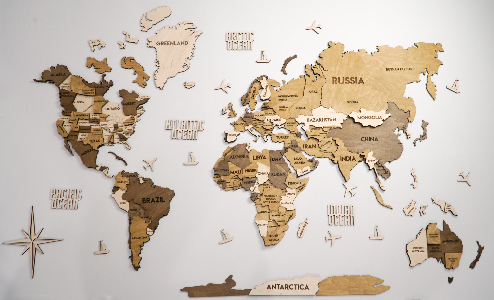 Drewniana wielowarstwowa mapa swiata 3D kolor Terra