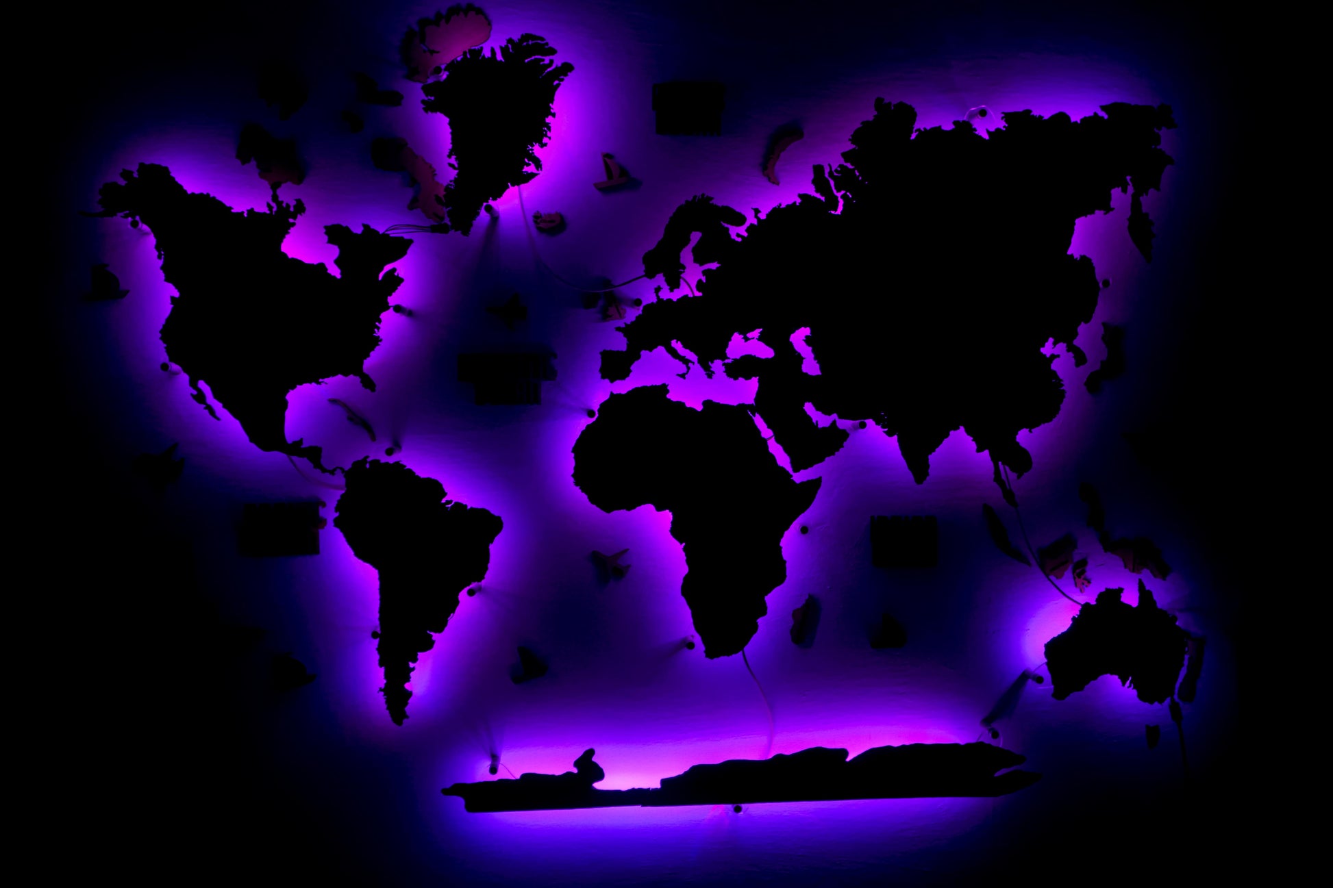Drewniana wielowarstwowa mapa swiata 3D LED kolor Natural