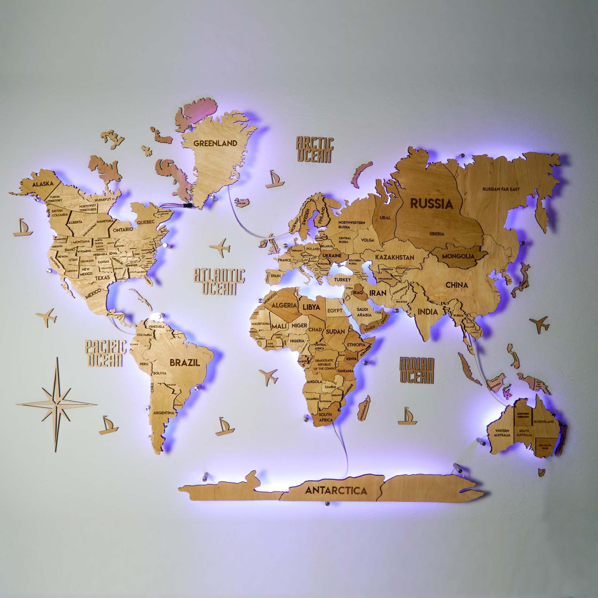 Drewniana wielowarstwowa mapa swiata 3D LED kolor Natural
