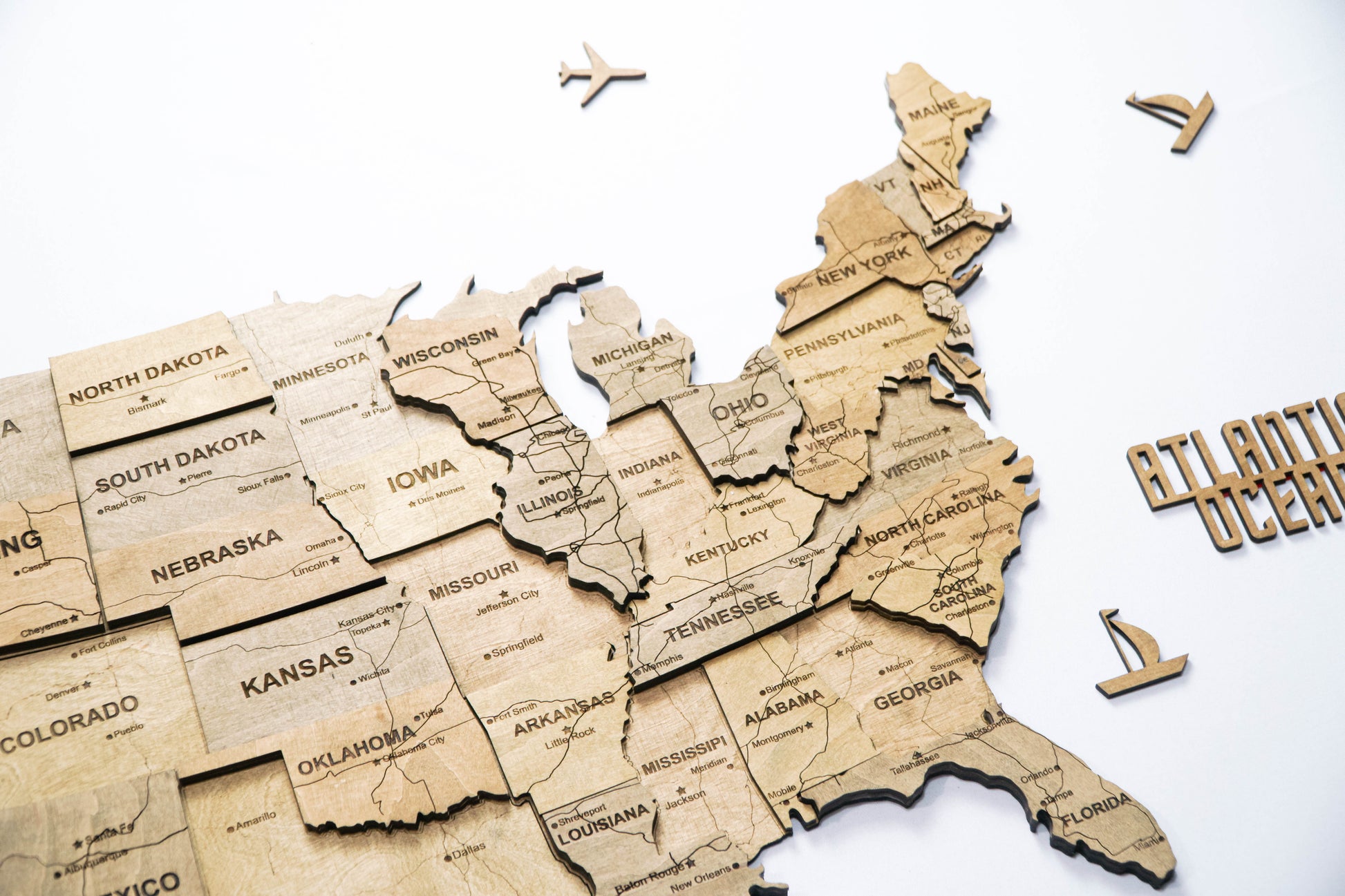 Drewniana mapa USA 3D, kolor Dark Tree