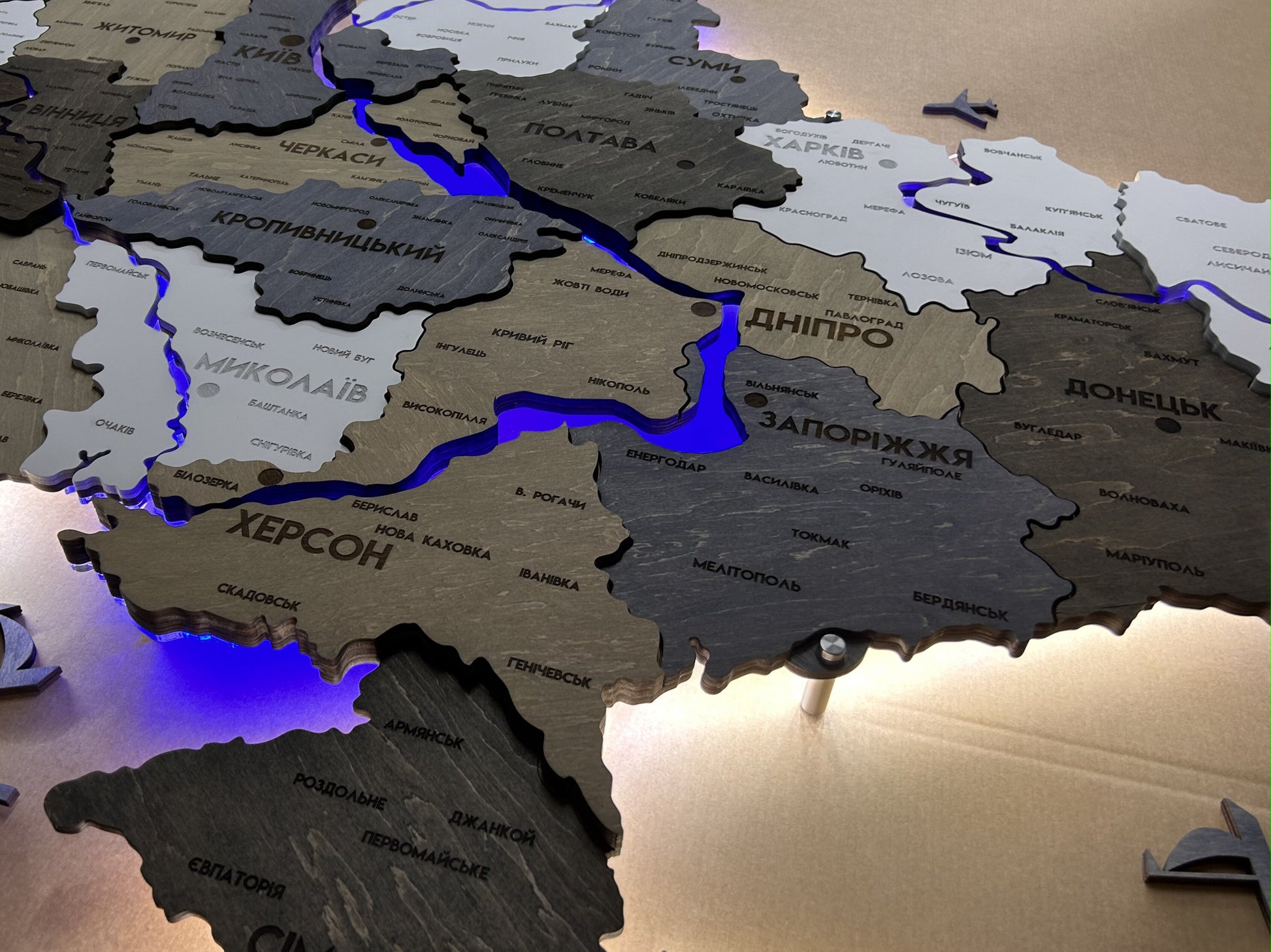 Wielowarstwowa mapa Ukrainy LED z podświetleniem rzek kolor Loft 2 panele dekoracyjne