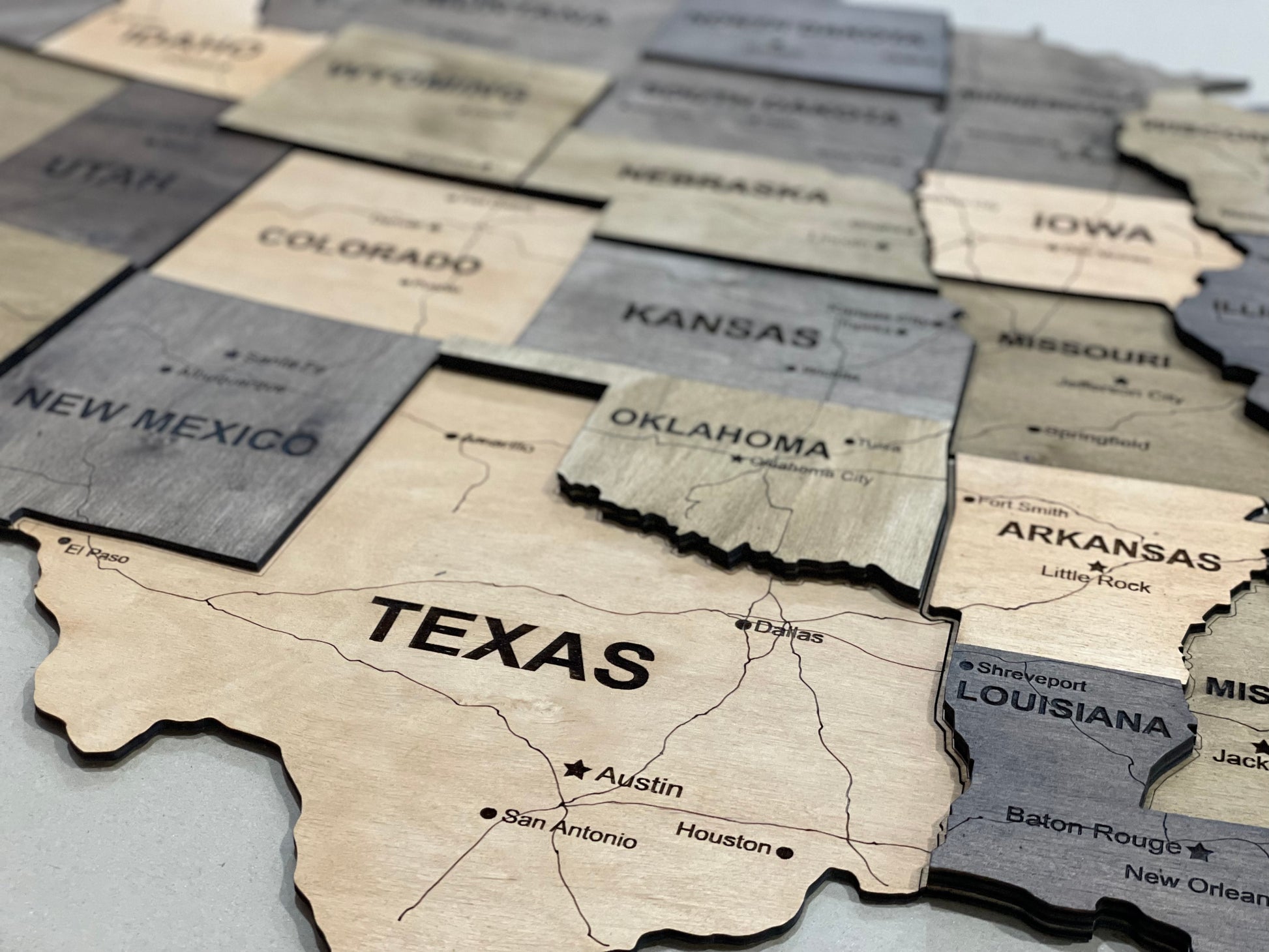 Drewniana mapa USA 3D, kolor Elis