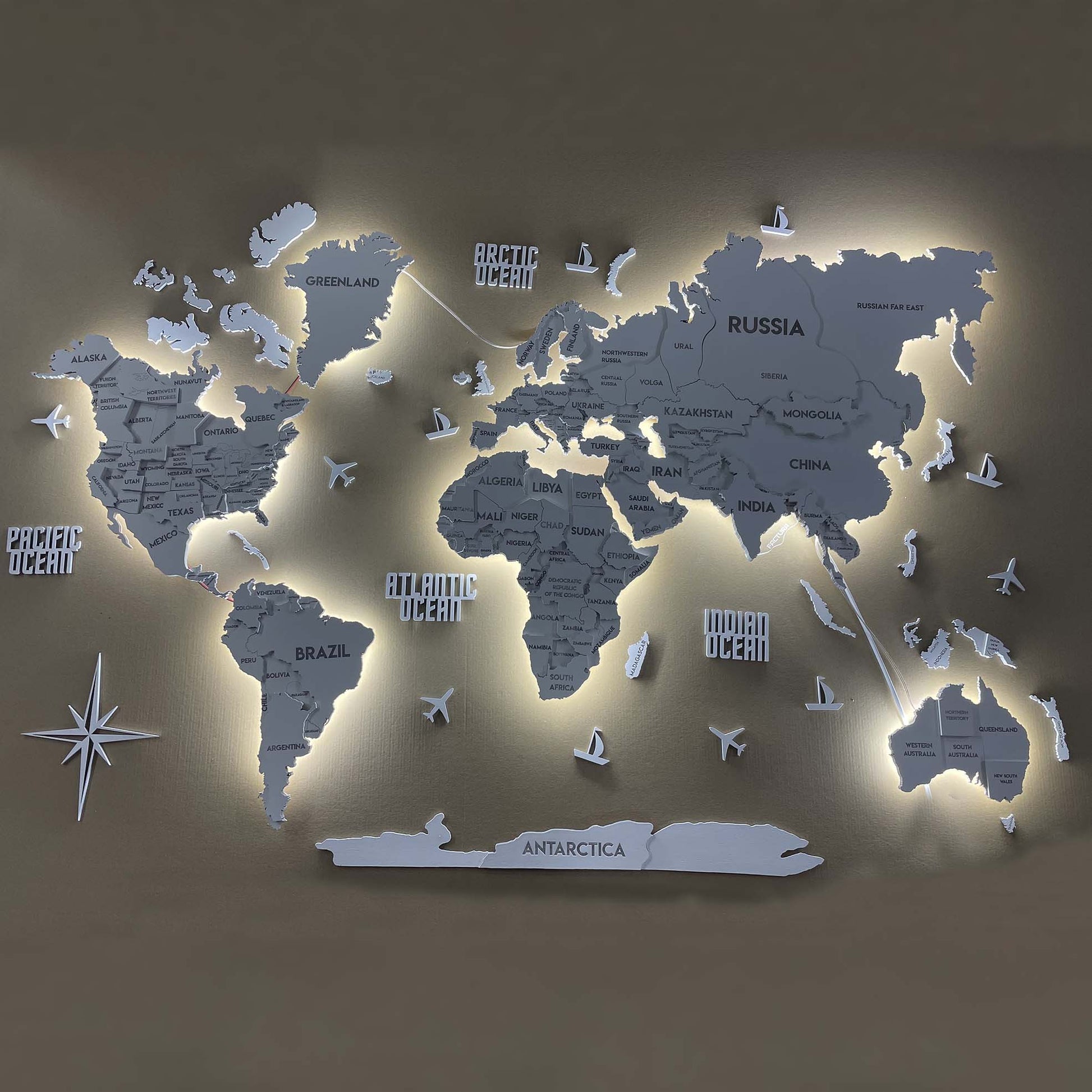 Drewniana wielowarstwowa mapa swiata 3D LED kolor White