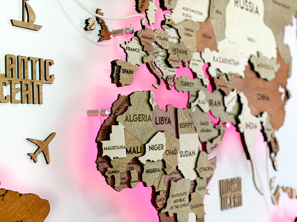 Drewniana wielowarstwowa mapa swiata 3D LED kolor Memphis