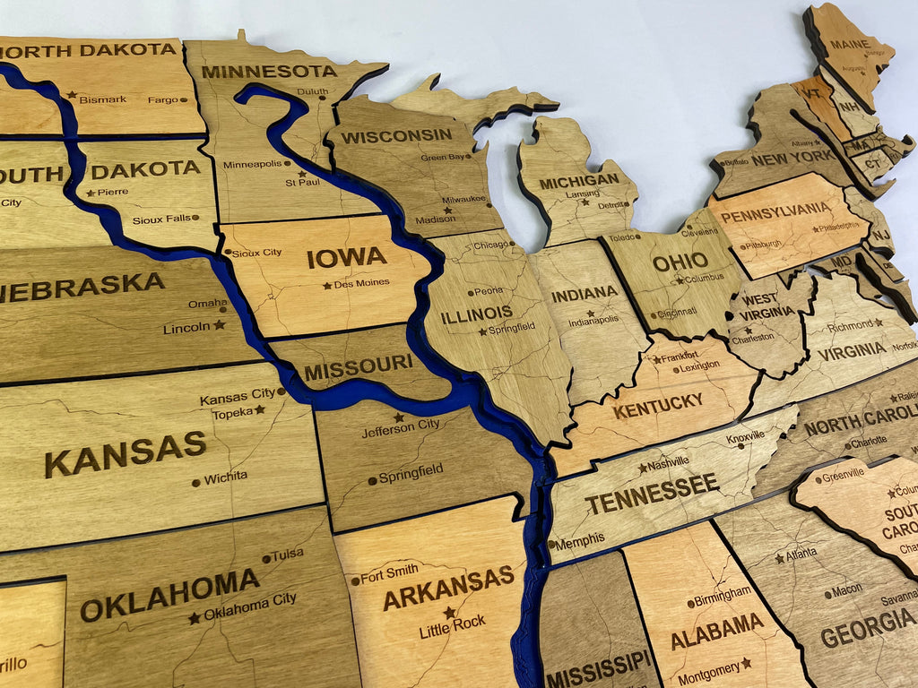 Drewniana mapa USA z rzekami, kolor Light Tree