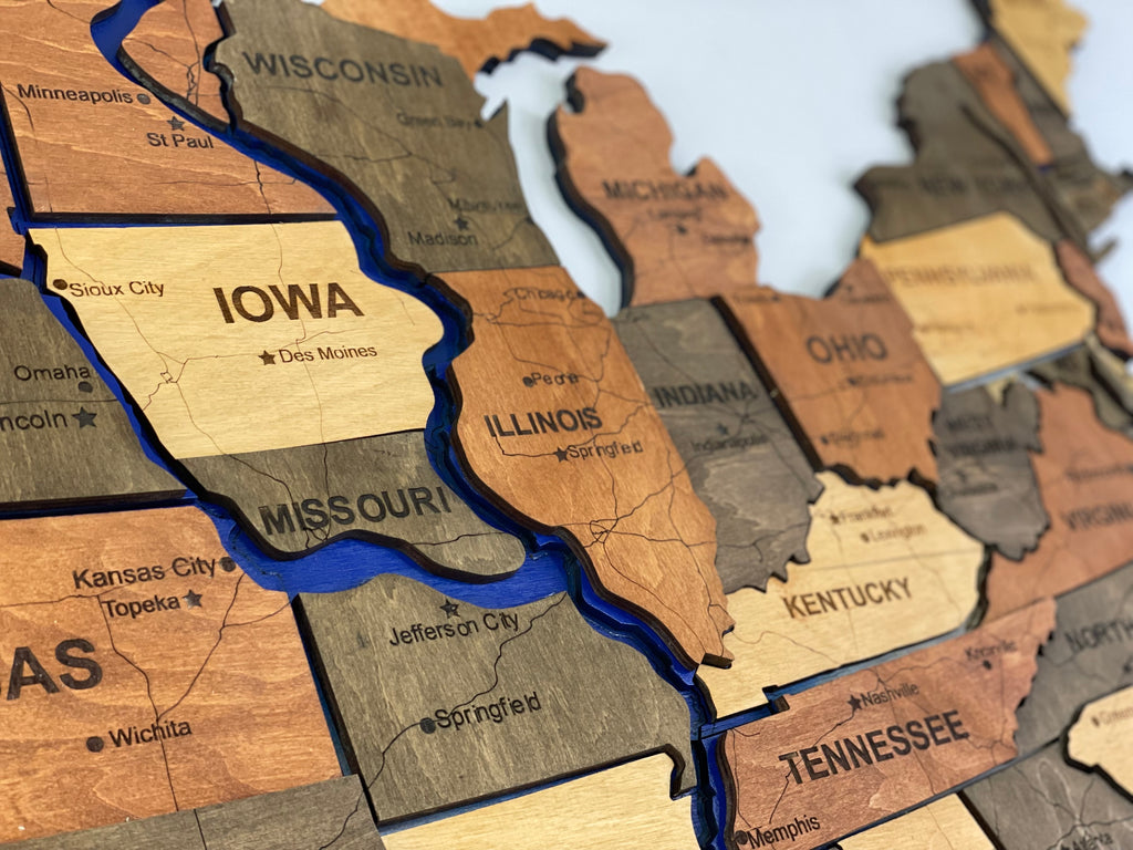 Drewniana mapa USA z rzekami, kolor Warm