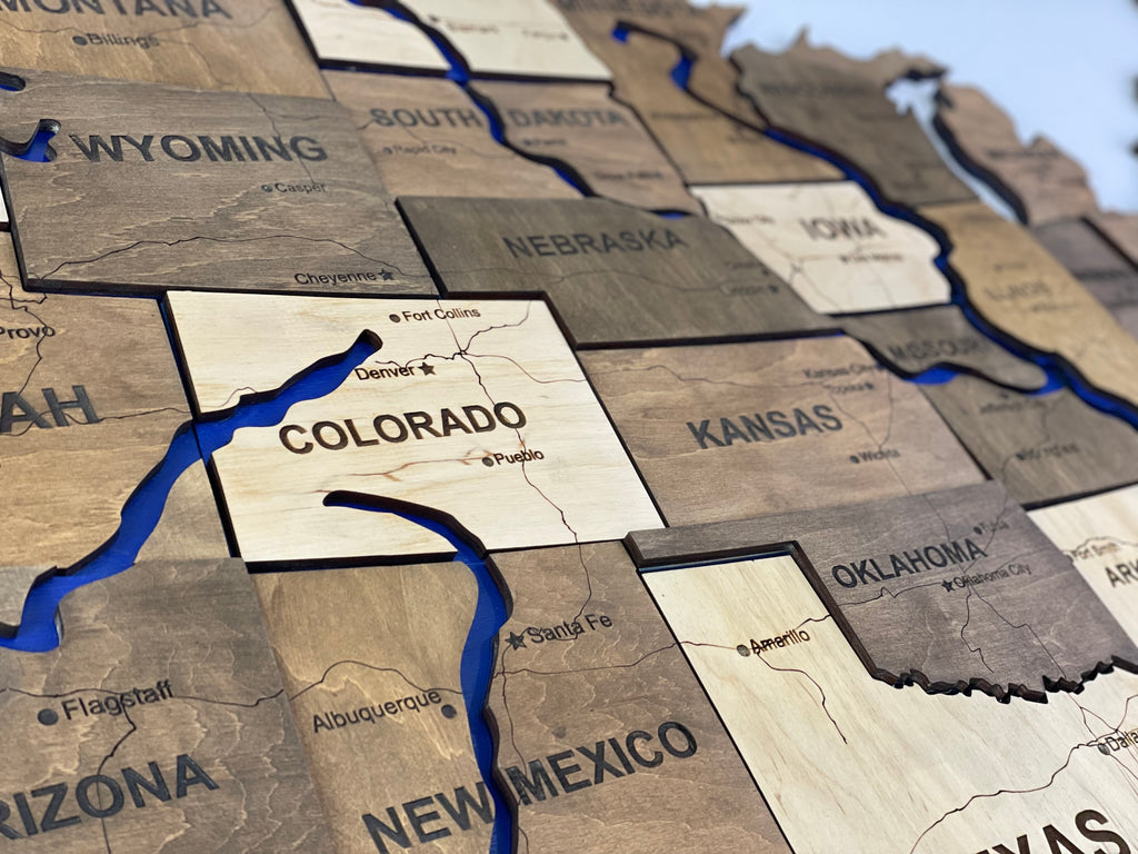 Drewniana mapa USA z rzekami, kolor Wonder