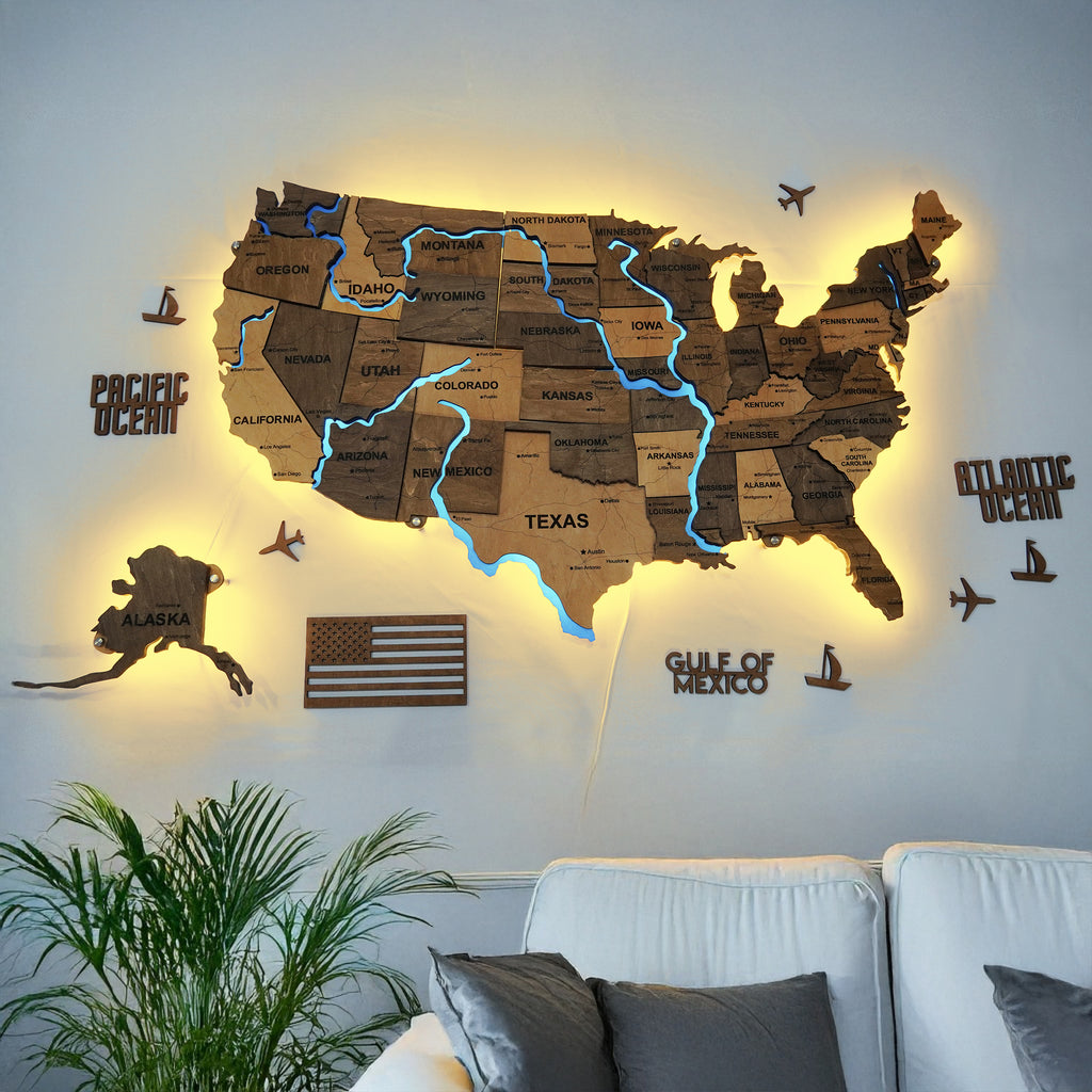 Drewniana mapa USA z LED i rzekami, kolor Elis