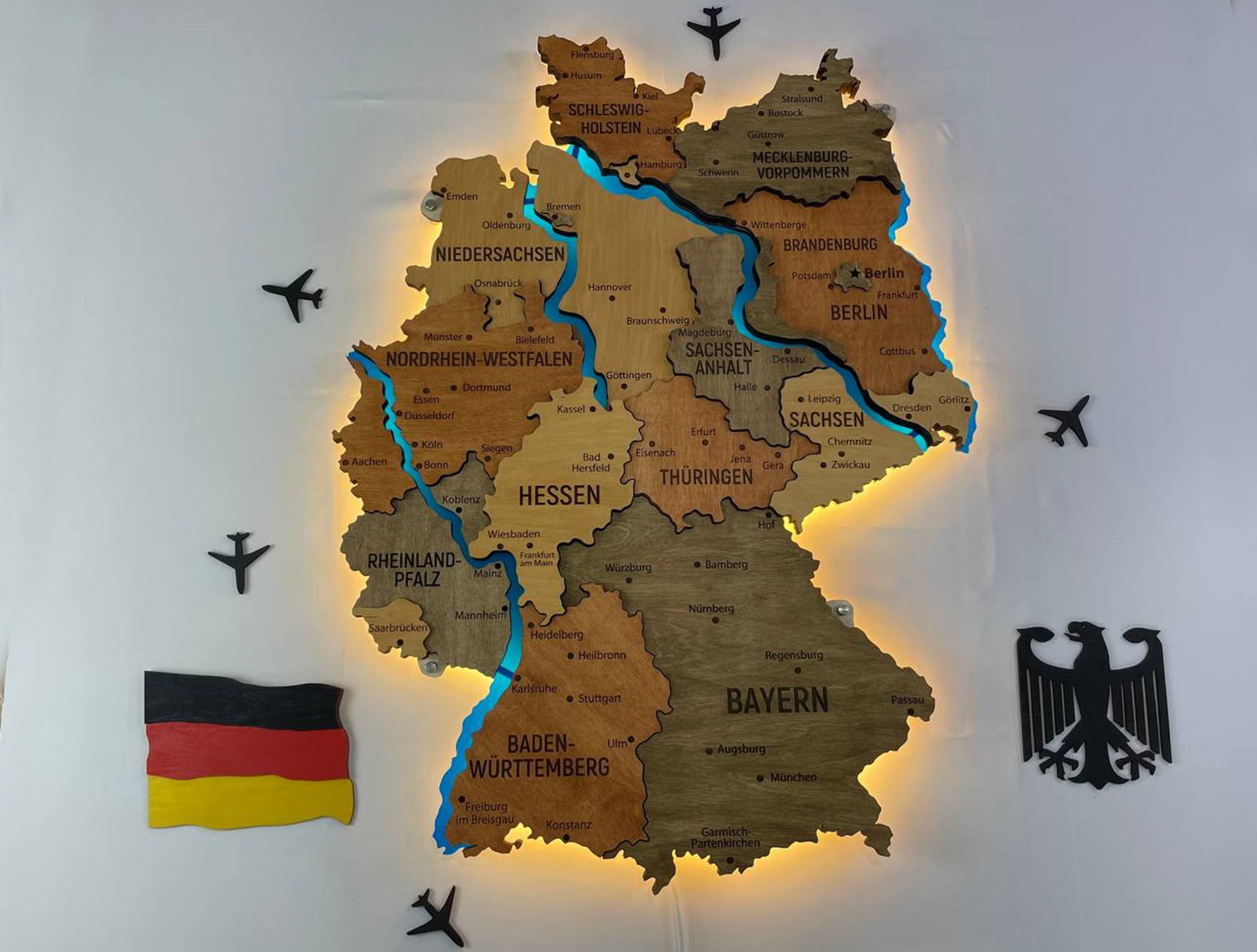 Akrylowa mapa Niemiec z rzekami kolor Warm