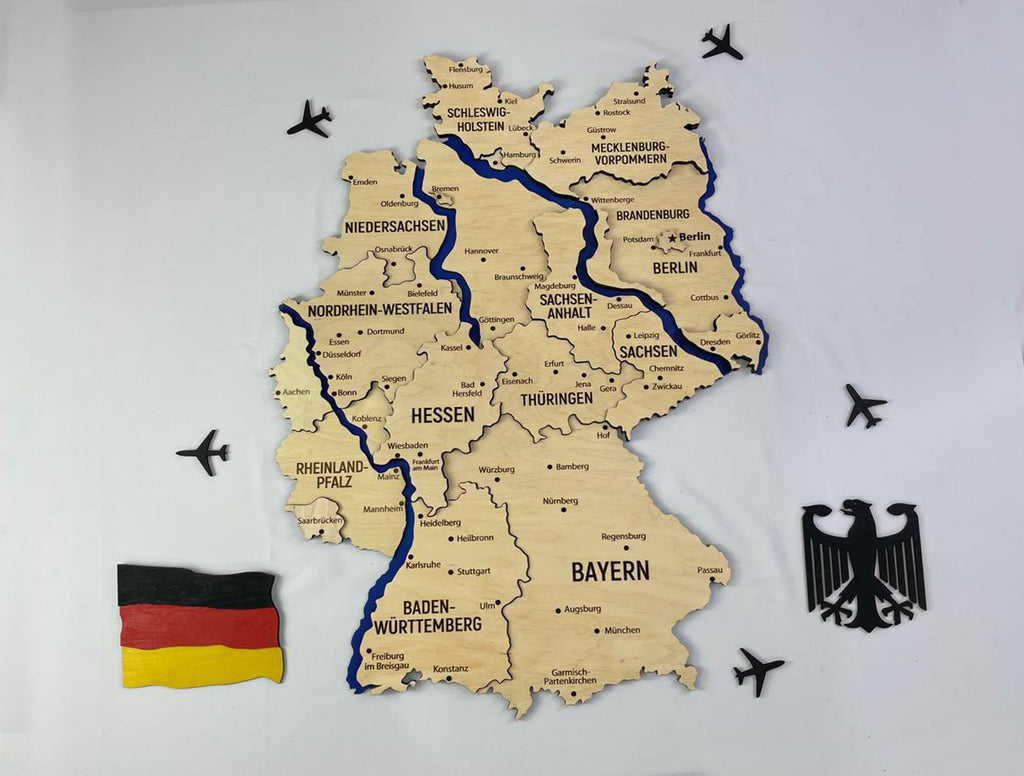 Mapa Niemiec z rzekami kolor Natural