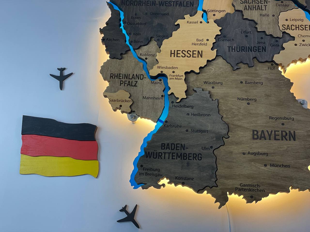 Akrylowa mapa Niemiec z rzekami kolor Brute