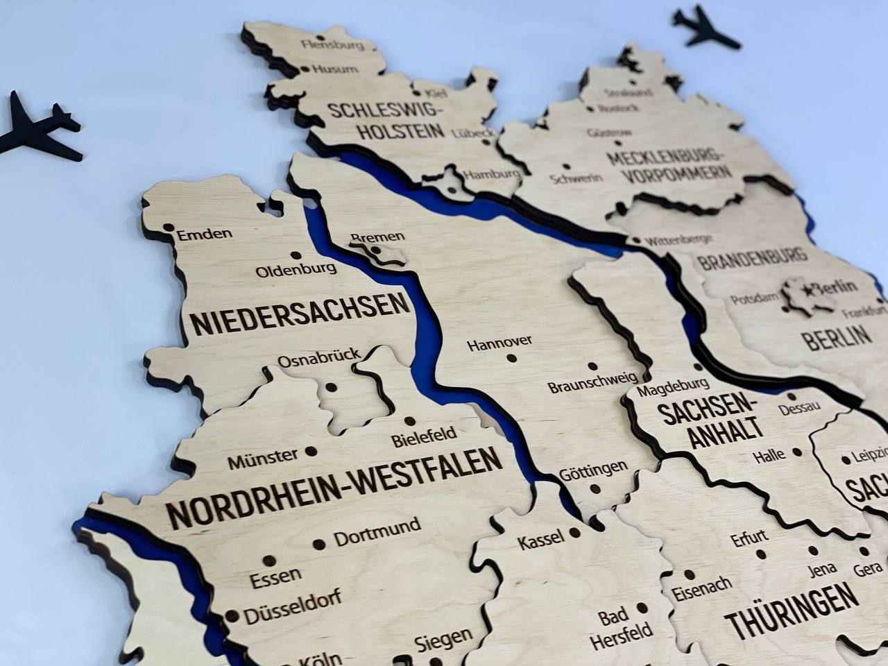 Mapa Niemiec z rzekami kolor Natural