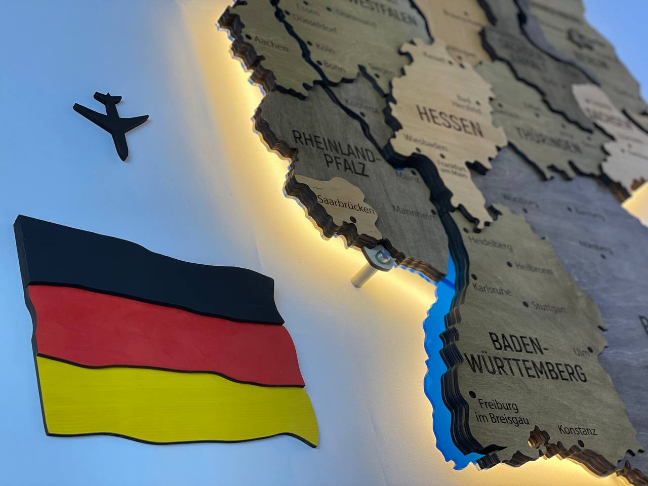 Akrylowa mapa Niemiec z rzekami kolor Elis