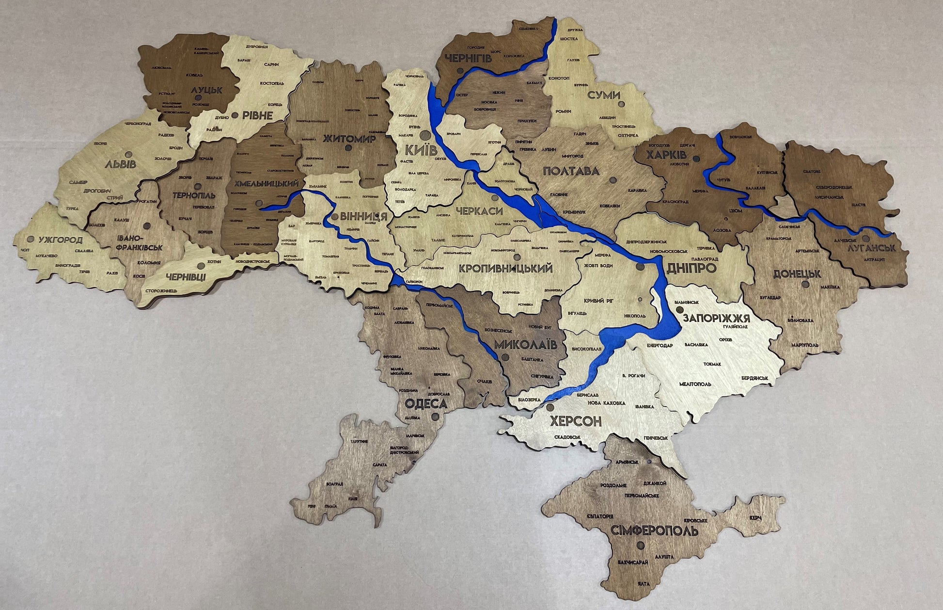 Szczegółowa mapa 3D Ukrainy z rzekami paleta Oak