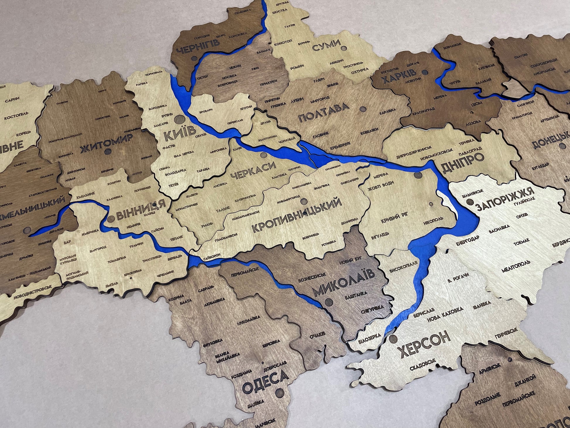 Szczegółowa mapa 3D Ukrainy z rzekami paleta Oak