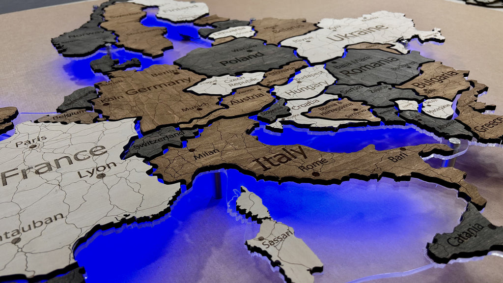 Mapa Europy LED RGB na szkle akrylowym z podświetleniem między krajami kolor Wander