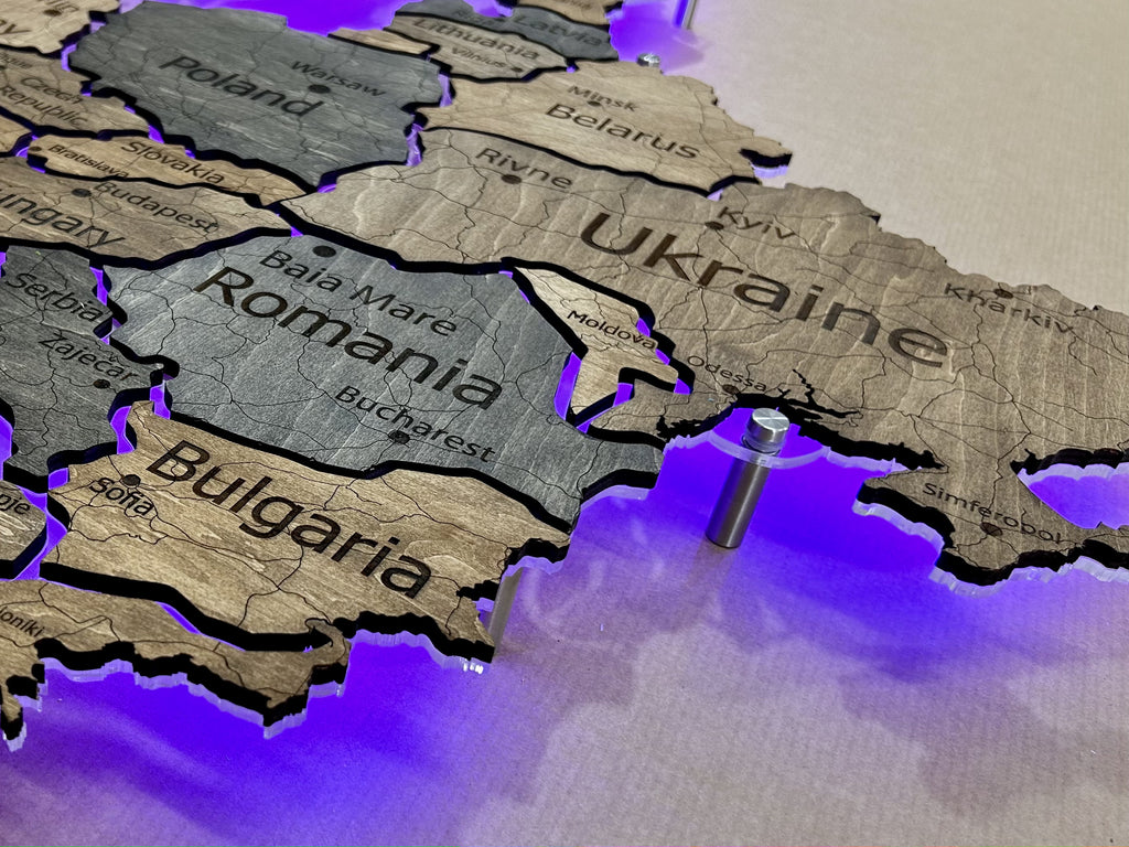 Mapa Europy LED RGB na szkle akrylowym z podświetleniem między krajami kolor Dark Tree