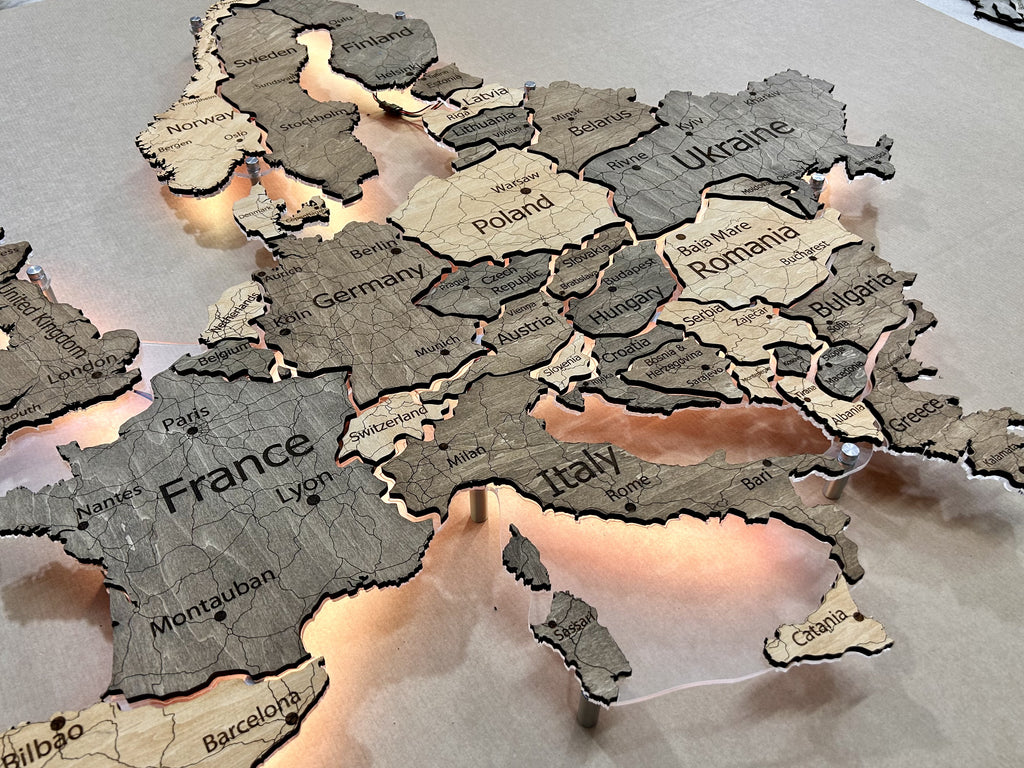 Mapa Europy LED na szkle akrylowym z podświetleniem między krajami kolor Nobel