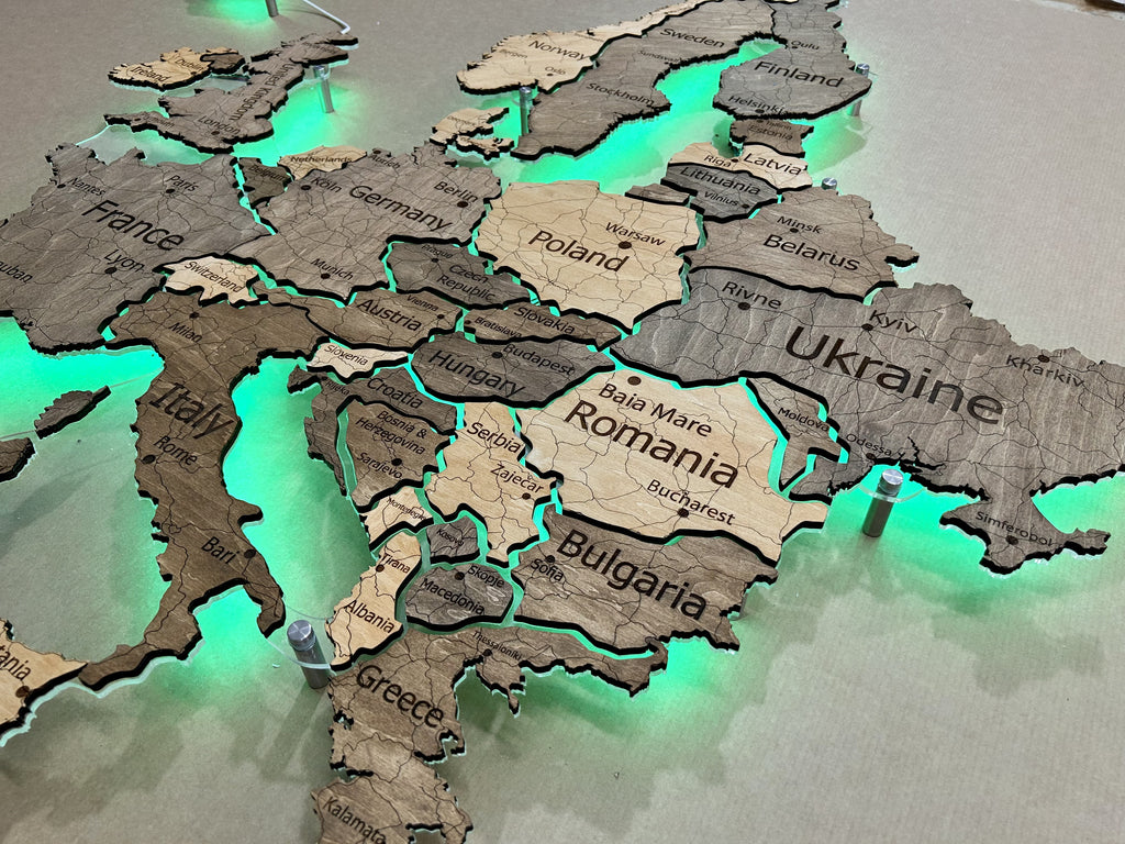 Mapa Europy LED RGB na szkle akrylowym z podświetleniem między krajami kolor Nobel