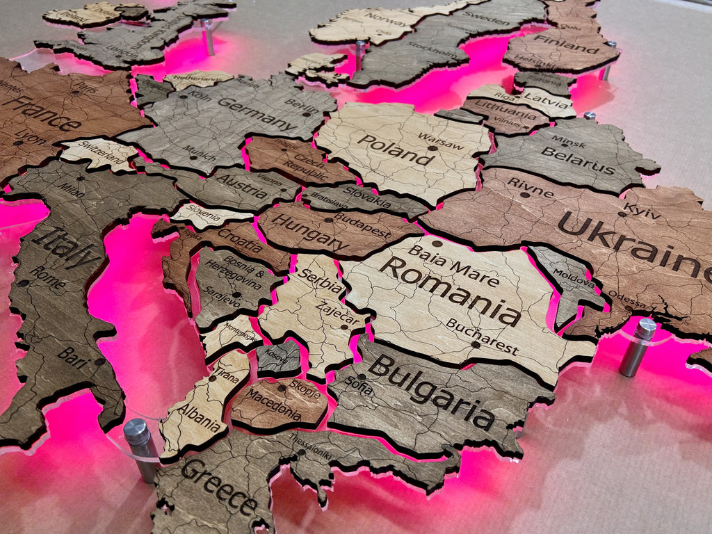 Mapa Europy LED RGB na szkle akrylowym z podświetleniem między krajami kolor Warm