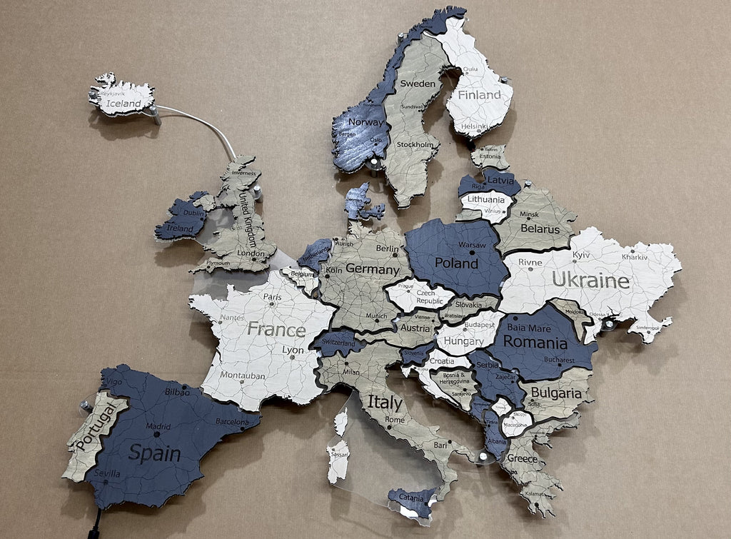 Mapa Europy LED na szkle akrylowym z podświetleniem między krajami kolor Deep
