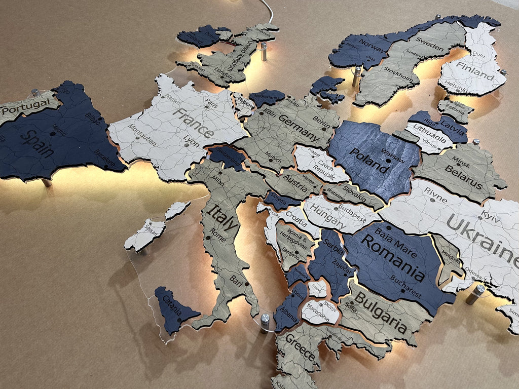 Mapa Europy LED na szkle akrylowym z podświetleniem między krajami kolor Deep