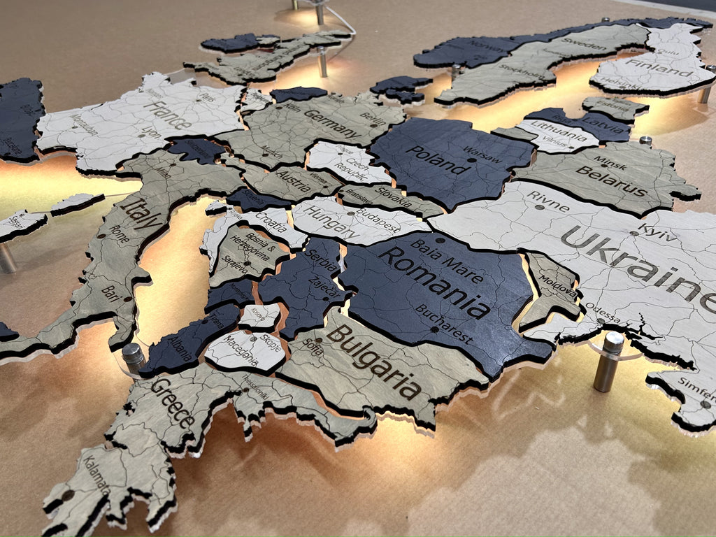 Mapa Europy LED na szkle akrylowym z podświetleniem między krajami kolor Deep