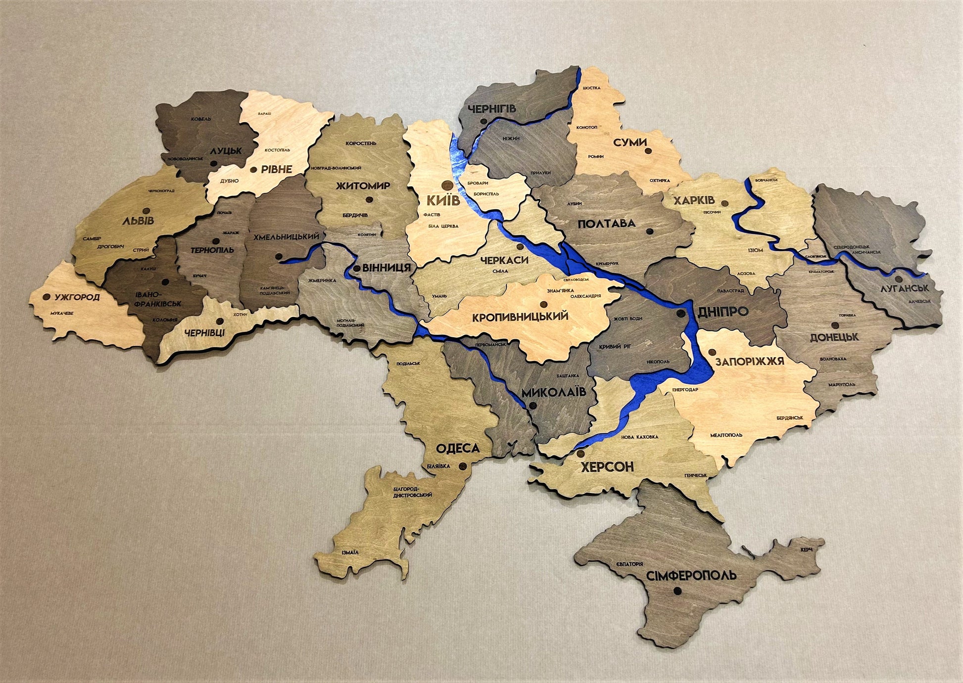 Mapa 3D Ukrainy z rzekami kolor Elis