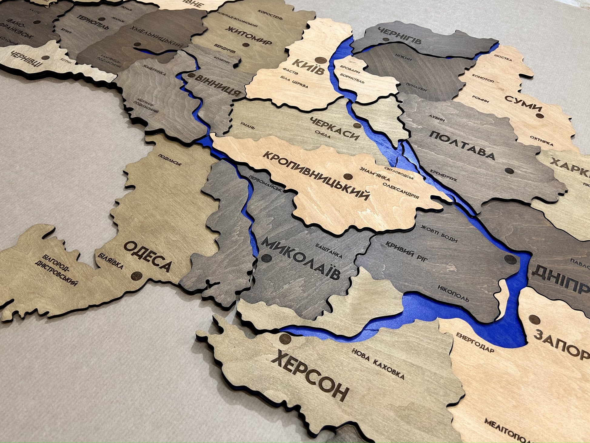 Mapa 3D Ukrainy z rzekami kolor Elis