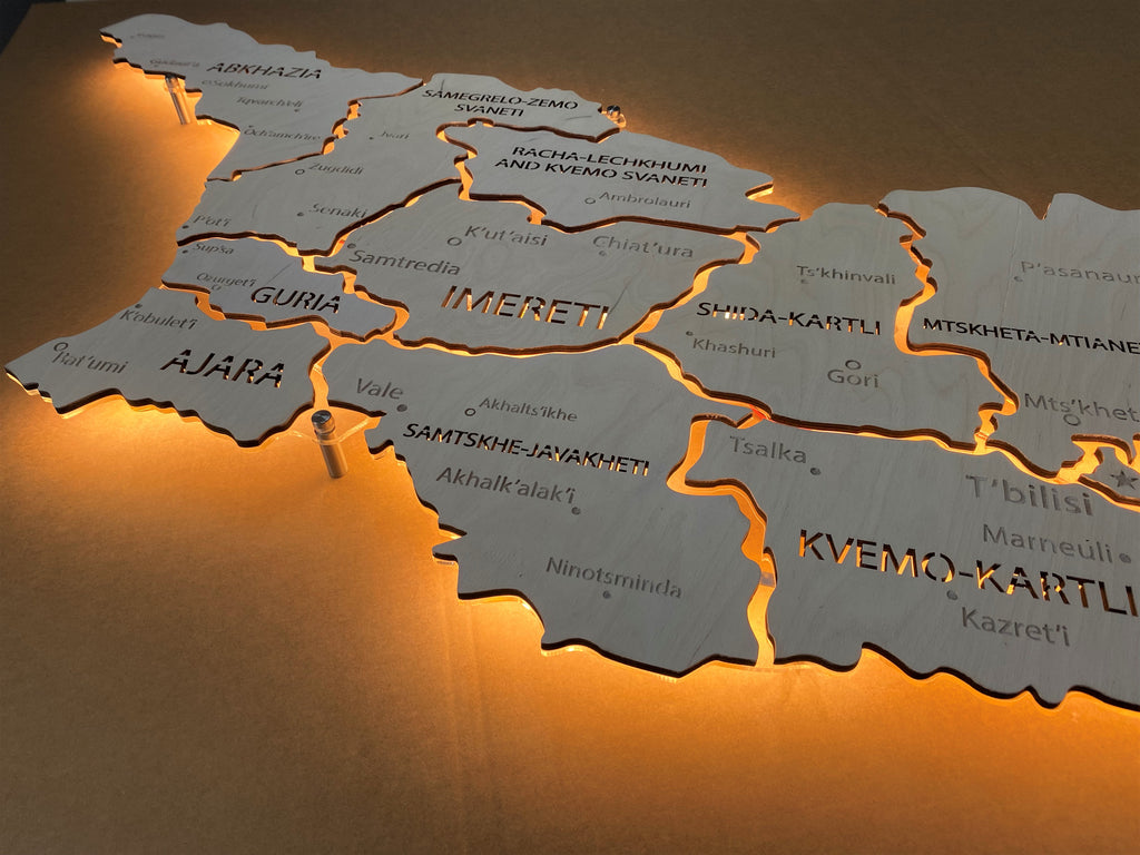 Mapa Gruzji LED na szkle akrylowym z podświetleniem między regionami kolor White